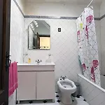 Semesterbostad Casa Da Urze Goaes