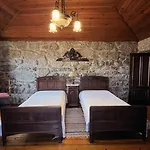 Casa Da Urze Semesterbostad Goaes
