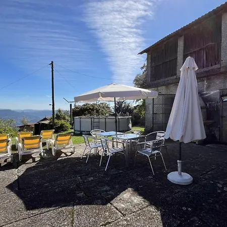 Casa Da Urze Holiday home
