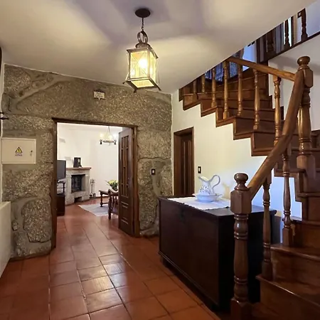 Holiday home Casa Da Urze Goaes
