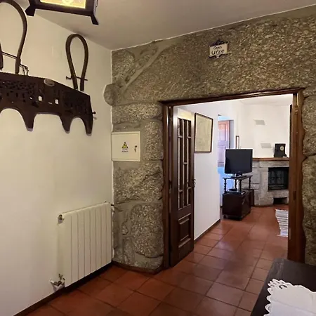 Casa Da Urze Holiday home *