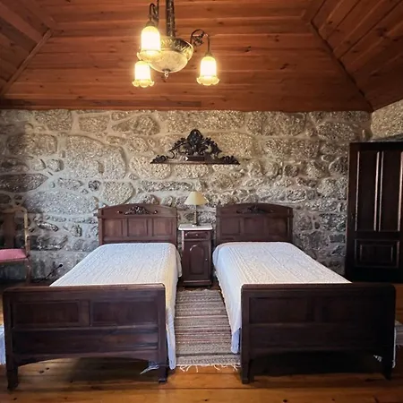 Casa Da Urze Holiday home Goaes