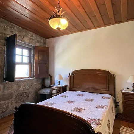 Casa Da Urze Hébergement de vacances Goaes