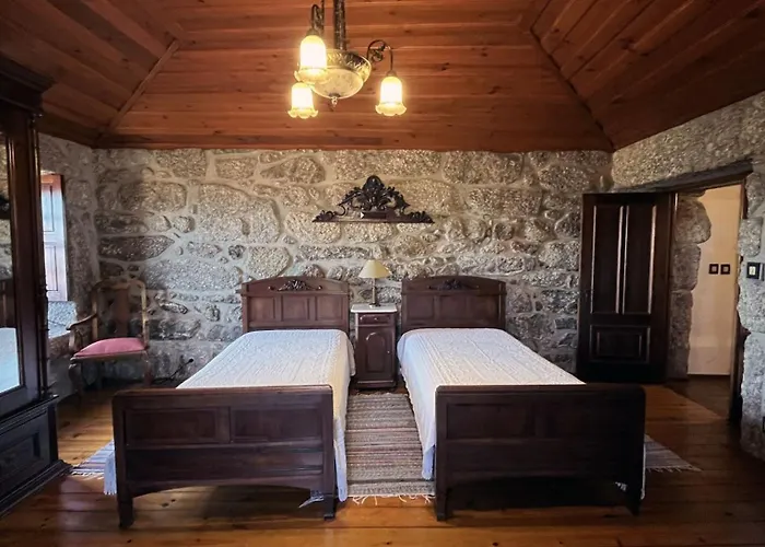 Casa Da Urze 펜션 Goaes
